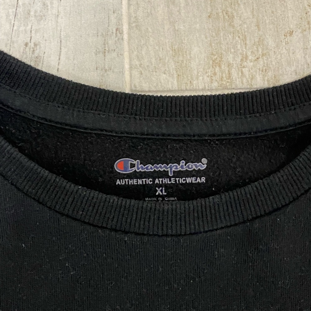 Champion XL crew neck